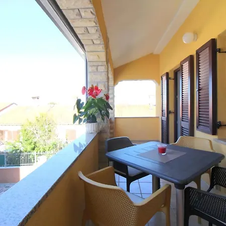 Apartment Tancel In Strandnaehe, Klimatisiert
